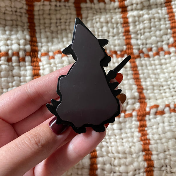 Spooky Trash Magnet